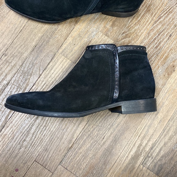 Italeau Suede Booties size 39.5 - Picture 2 of 8